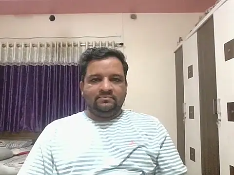 Snapshot of dhruv_love chatting on 07-10-26, 01:22 dhruv love online show from 07-10-26, 01:22