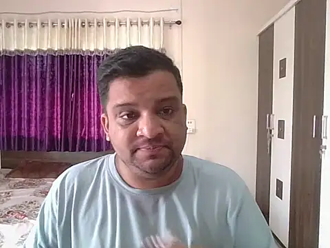 Snapshot of dhruv_love chatting on 10-16-25, 03:48 dhruv love online show from 10-16-25, 03:48