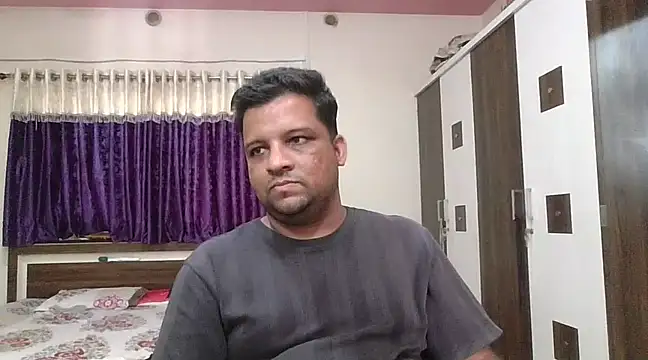 Snapshot of dhruv_love chatting on 03-17-25, 11:10 dhruv love online show from 03-17-25, 11:10