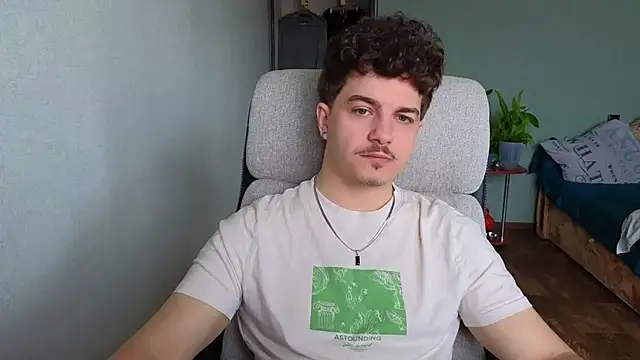 Remy Miles online show from 04-24-26, 06:04