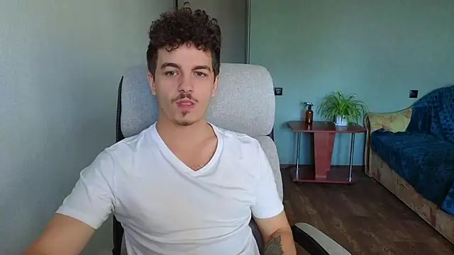 Remy Miles online show from 10-13-25, 07:21