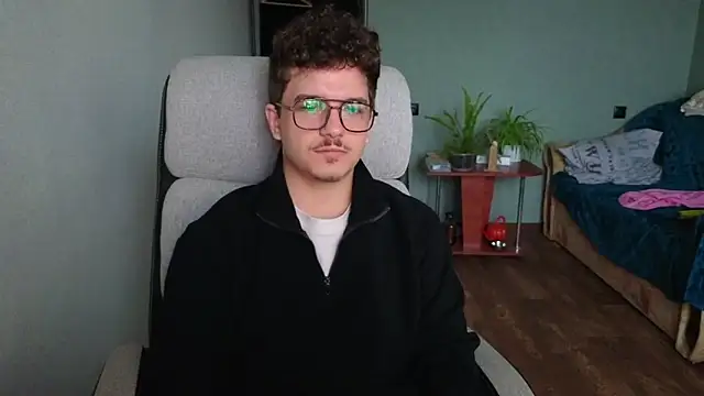 Remy Miles online show from 11-09-25, 06:17