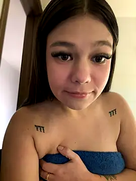 Alyshanon18 online show from 09-24-25, 10:38