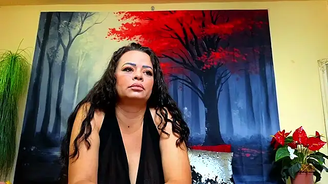 ElizabethEven online show from 09-17-25, 04:42