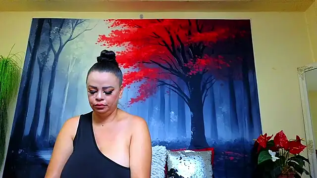 ElizabethEven online show from 09-10-25, 07:24