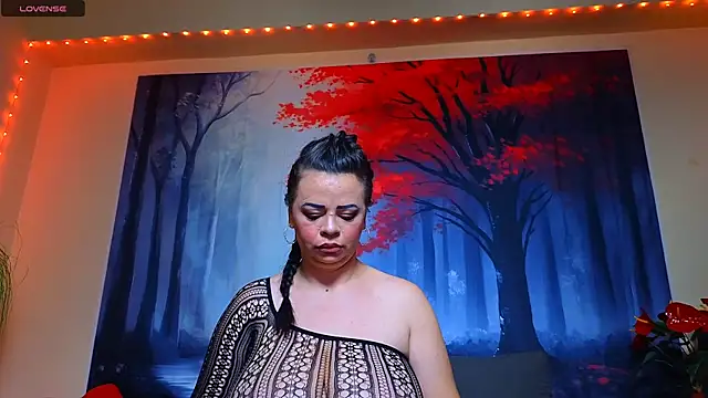 ElizabethEven online show from 03-20-25, 12:30