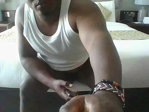 honeyswit online show from 10-15-25, 02:58