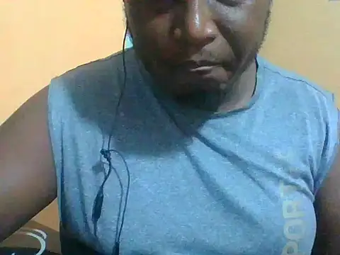 Snapshot of honeyswit chatting on 02-10-26, 09:14 honeyswit online show from 02-10-26, 09:14