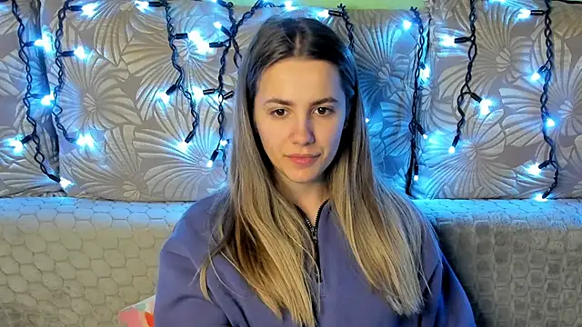 MaggieCake online show from 02-11-26, 03:06