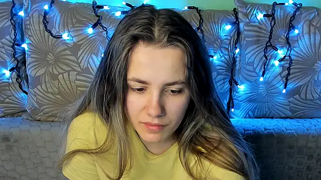 MaggieCake online show from 02-18-26, 02:42