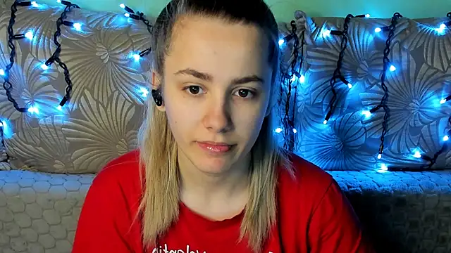 MaggieCake online show from 01-19-26, 06:06