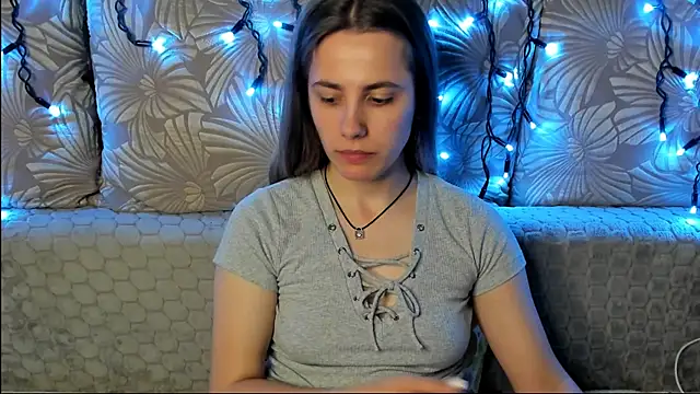 MaggieCake online show from 06-11-26, 02:53