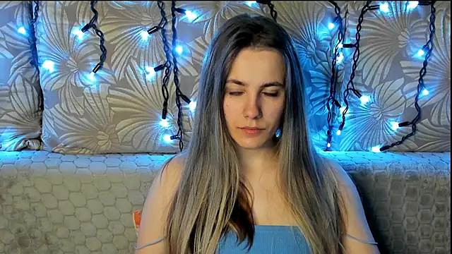 MaggieCake online show from 03-22-26, 01:09