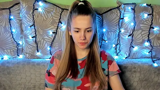 Snapshot of MaggieCake chatting on 01-30-25, 05:30 MaggieCake online show from 01-30-25, 05:30