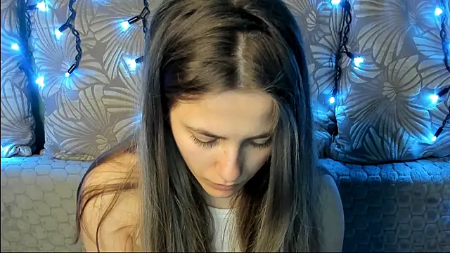 MaggieCake online show from 04-06-26, 03:46