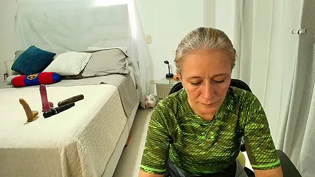 Naty Stone online show from 06-01-26, 09:25