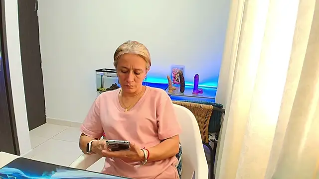 Naty Stone online show from 09-29-25, 08:36