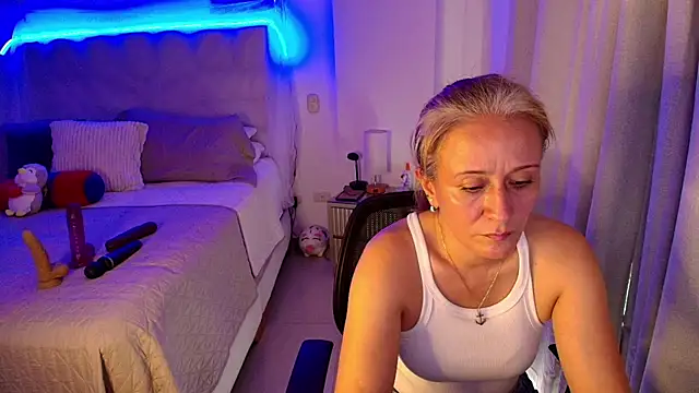 Naty Stone online show from 05-19-26, 10:06