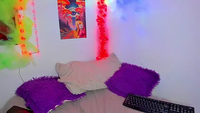 Rainnbow  online show from 10-16-25, 04:21