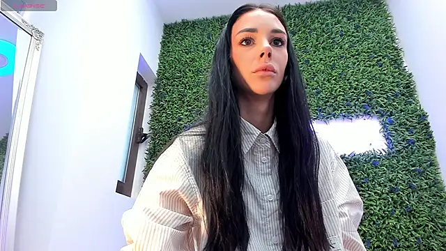 Snapshot of realhotfallingdevil chatting on 09-10-25, 11:09 realhotfallingdevil online show from 09-10-25, 11:09