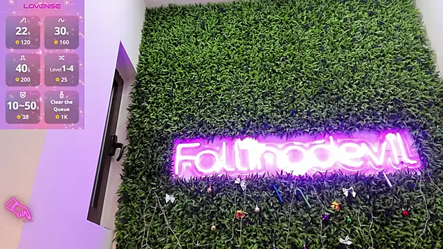 realhotfallingdevil online show from 12-16-25, 04:17