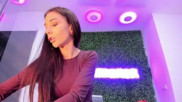 realhotfallingdevil online show from 11-25-25, 04:24