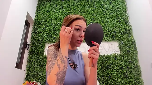 realhotfallingdevil online show from 04-03-26, 05:03