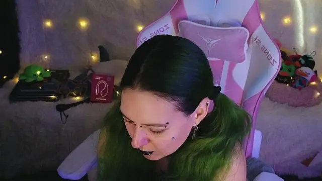 Ginger Stay online show from 03-06-26, 08:31