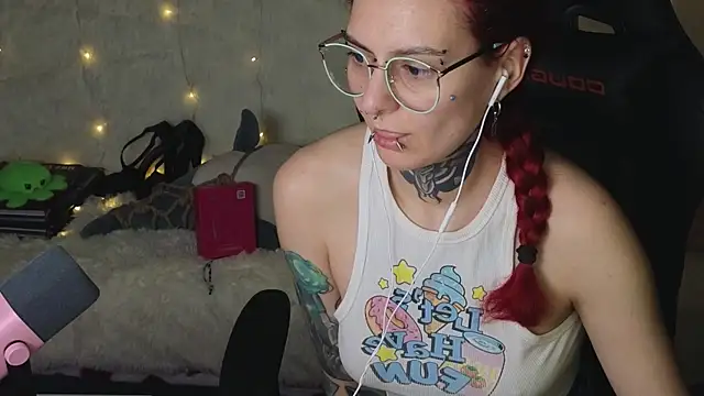 Ginger Stay online show from 11-05-25, 09:18