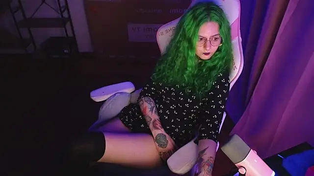 Ginger Stay online show from 05-25-26, 07:01