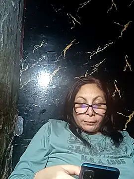 Snapshot of Anypink chatting on 11-04-25, 02:26 Anypink online show from 11-04-25, 02:26