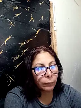 Snapshot of Anypink chatting on 11-08-25, 01:09 Anypink online show from 11-08-25, 01:09