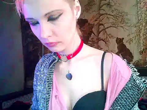 WildMissNiks online show from 01-29-25, 01:38