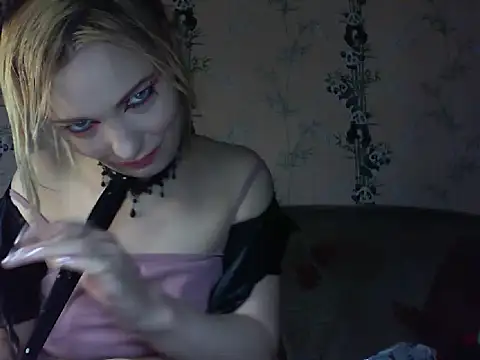 Snapshot of WildMissNiks chatting on 06-20-26, 08:41 WildMissNiks online show from 06-20-26, 08:41