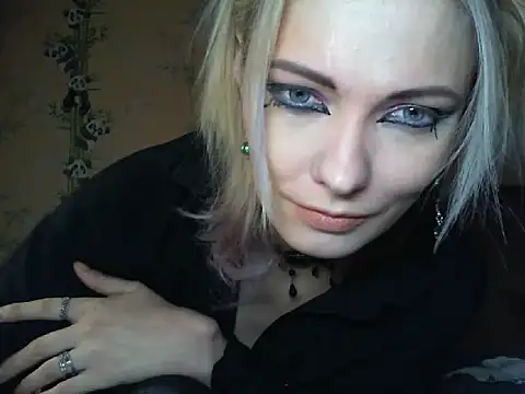 WildMissNiks online show from 06-02-26, 06:46