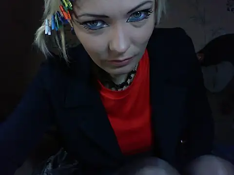 WildMissNiks online show from 04-04-26, 08:43