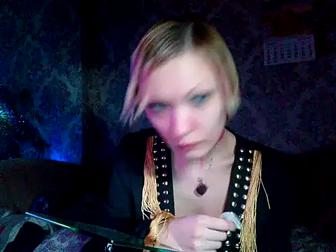 WildMissNiks online show from 12-25-24, 11:00