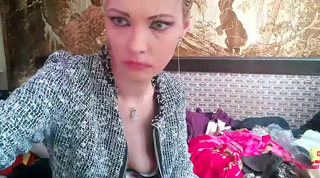 WildMissNiks online show from 03-14-25, 11:45