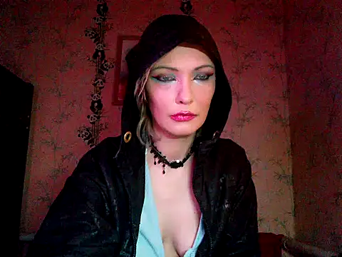 WildMissNiks online show from 11-28-25, 09:20