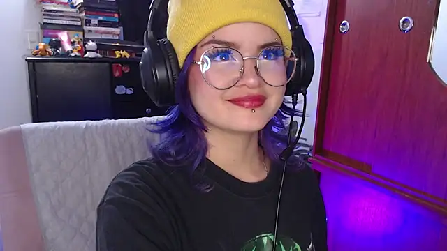 Snapshot of Raventh_ chatting on 09-18-25, 03:26 Raventh  online show from 09-18-25, 03:26