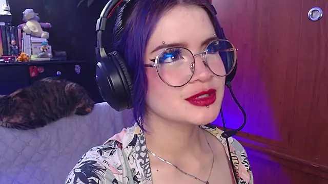 Snapshot of Raventh_ chatting on 09-30-25, 04:24 Raventh  online show from 09-30-25, 04:24