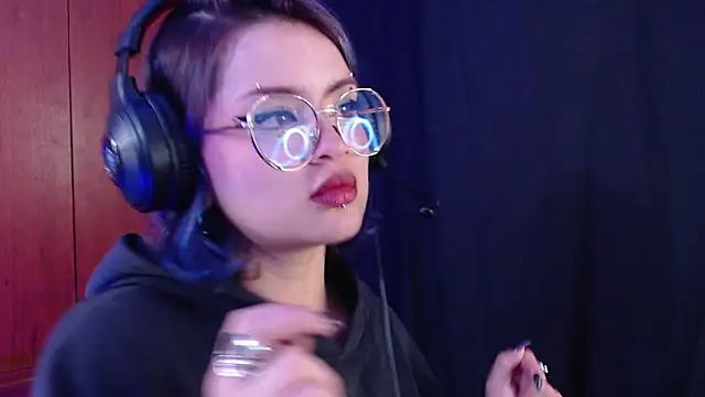 Raventh  online show from 02-11-26, 01:33