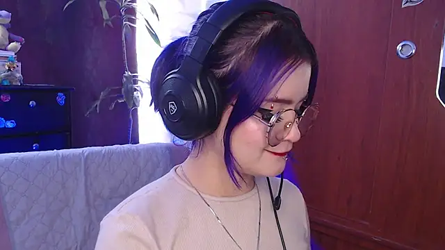 Snapshot of Raventh_ chatting on 09-28-25, 03:08 Raventh  online show from 09-28-25, 03:08