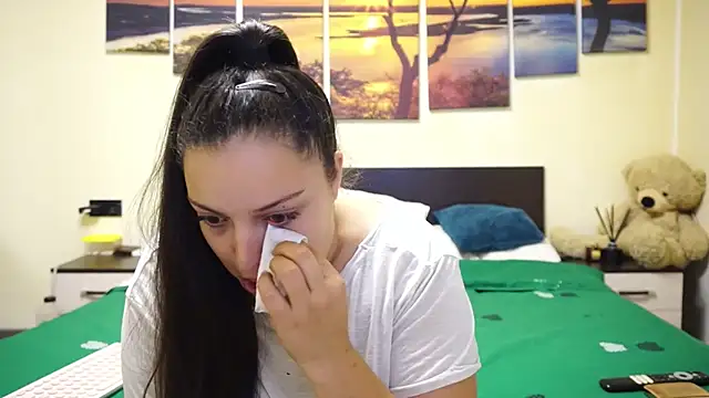 adelline online show from 11-20-25, 09:58