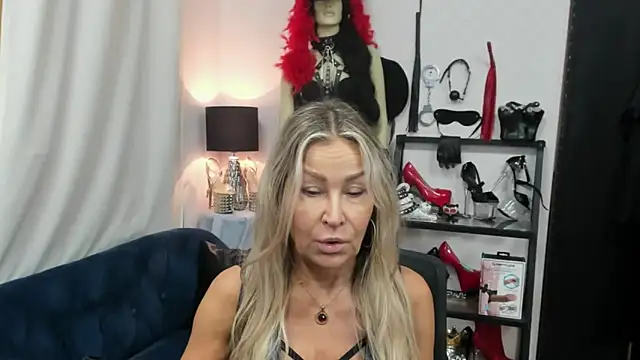 crystaLUX online show from 09-26-25, 04:30