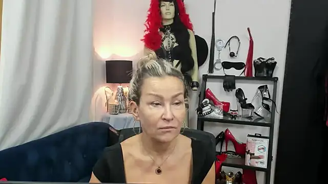 crystaLUX online show from 10-07-25, 04:35