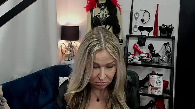 crystaLUX online show from 03-17-25, 10:06