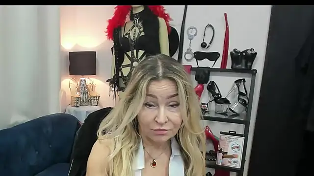 crystaLUX online show from 03-17-26, 06:16