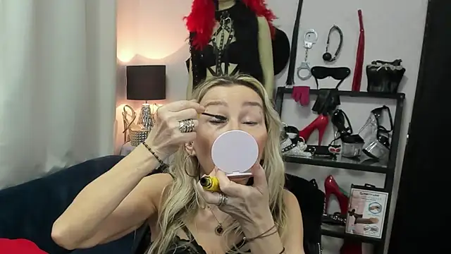 crystaLUX online show from 04-16-26, 04:35