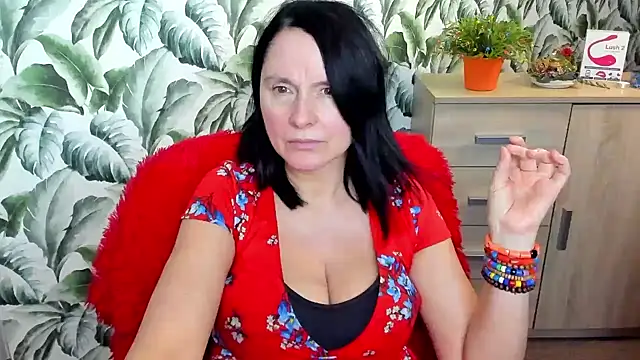 Ellennaughty online show from 02-17-25, 10:05